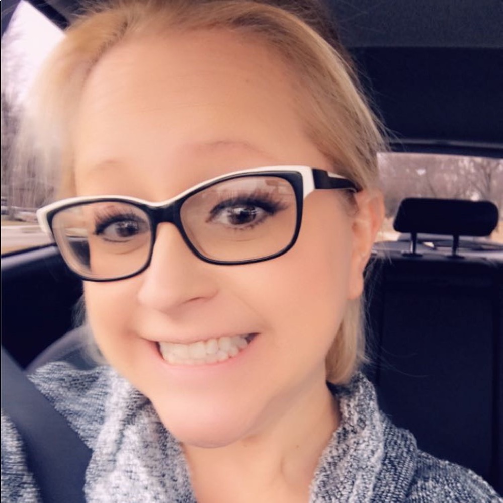 Meet your Posher, Erica